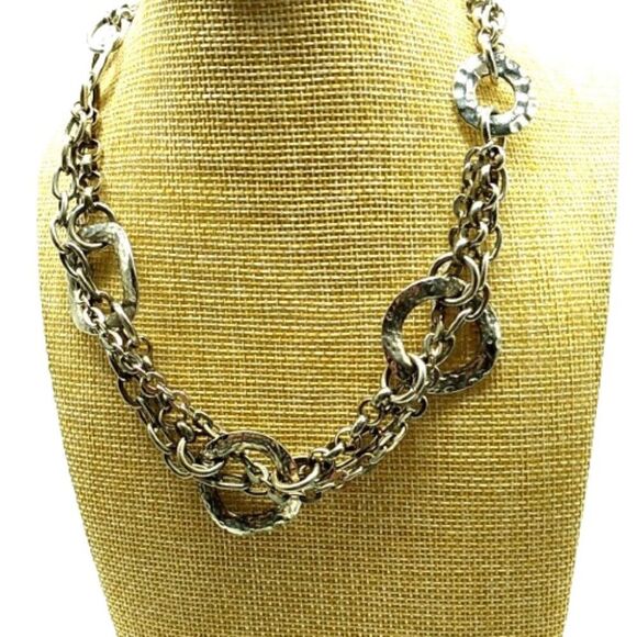 Triple Cable Link Silver-tone Necklace with Hammered Graduating Open Circles - Picture 7 of 8